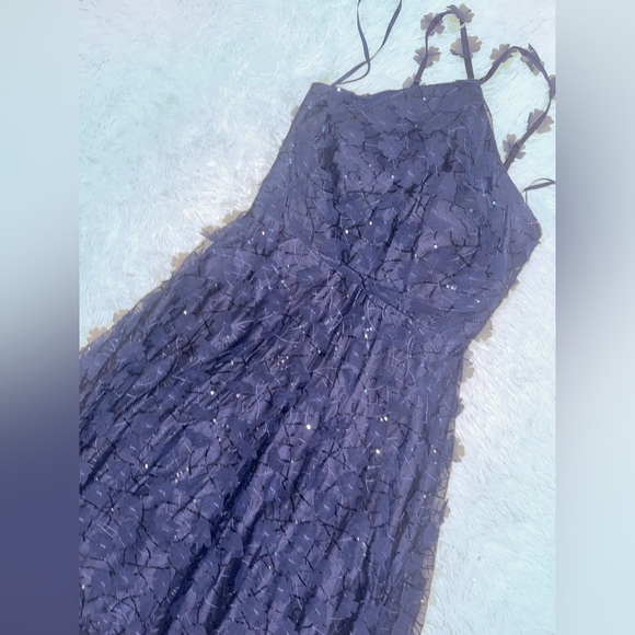 NWOT Eliza J Floating 3D Flowers Halter Style Navy Blue Ball Gown Sz 10 - Picture 7 of 10